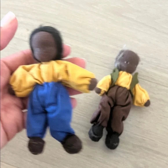 7 Waldofr-style Handcrafted  Cloth Doll Set with Colorful Outfits - Picture 9 of 10